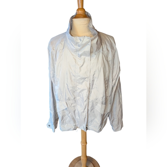 Living Active Like New Winter White Windbreaker Size 22 - Picture 2 of 8